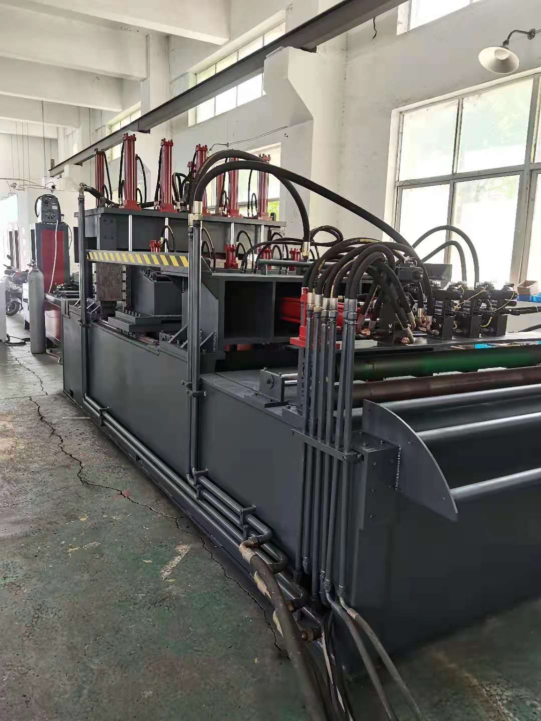 波紋片成型機